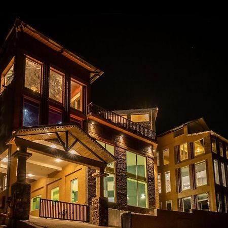 Tiaraa Jujurana Resort T Pathyar Exterior foto